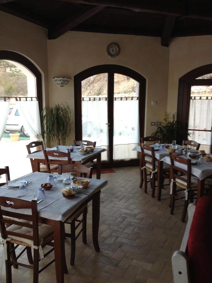 Il Casale San Martino Bed & Breakfast Norcia Exterior photo